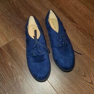 Women's Oxford Style shoes, size 8.5